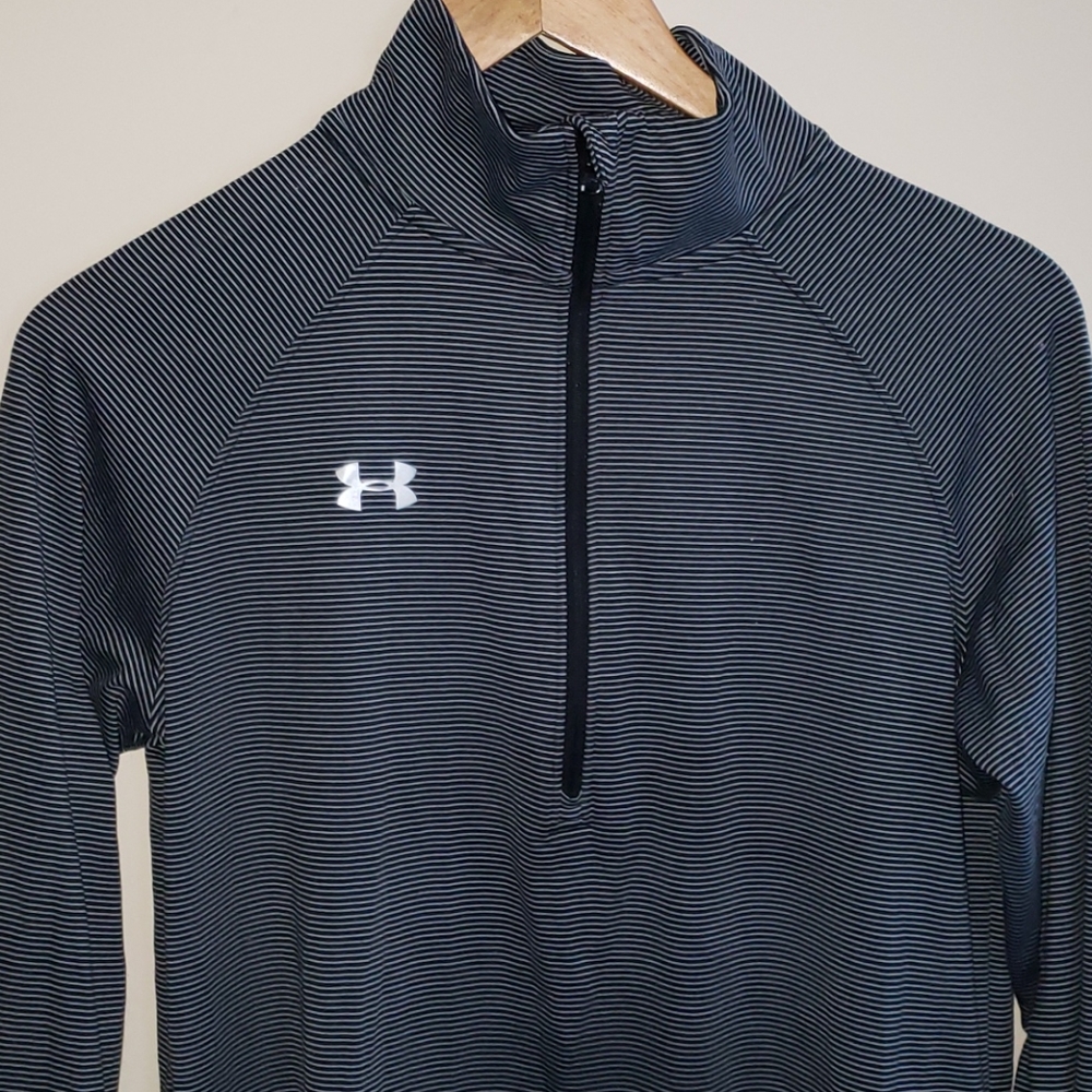 Athletic shirt